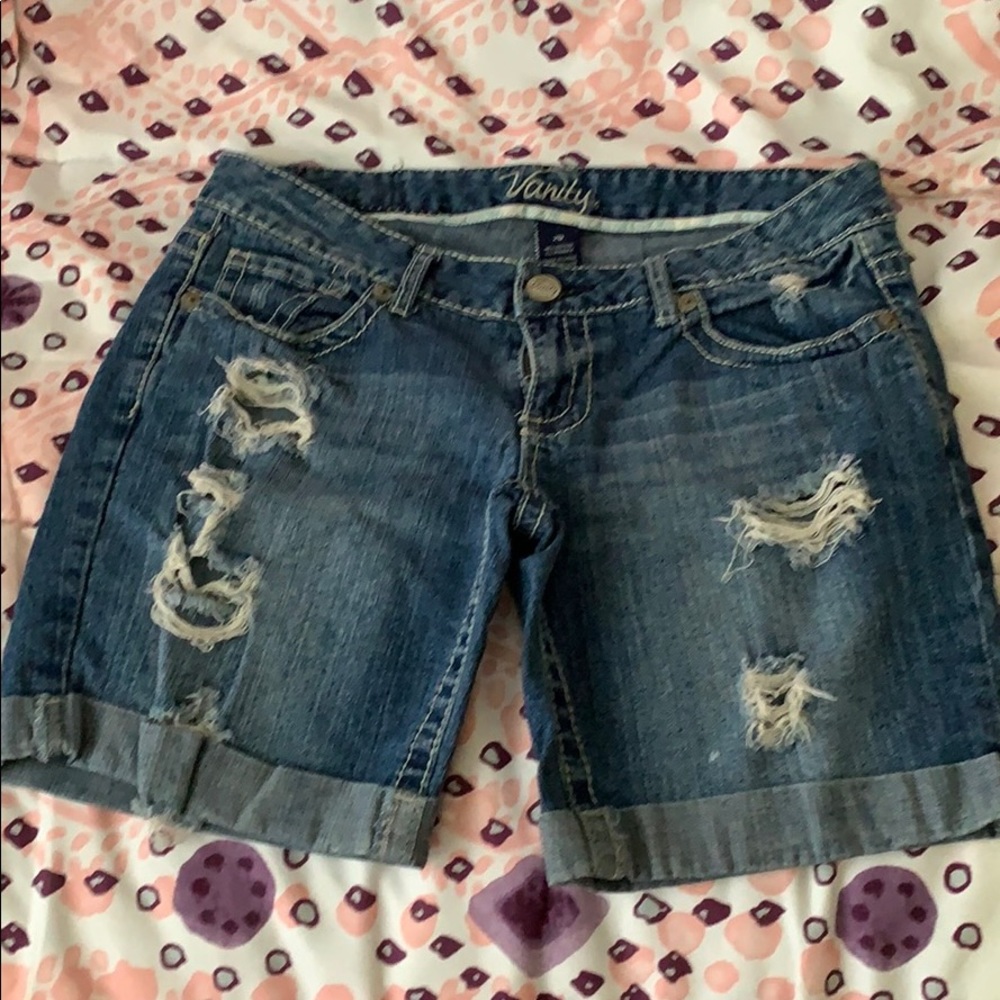 Woman’s Vanity Bermuda shorts